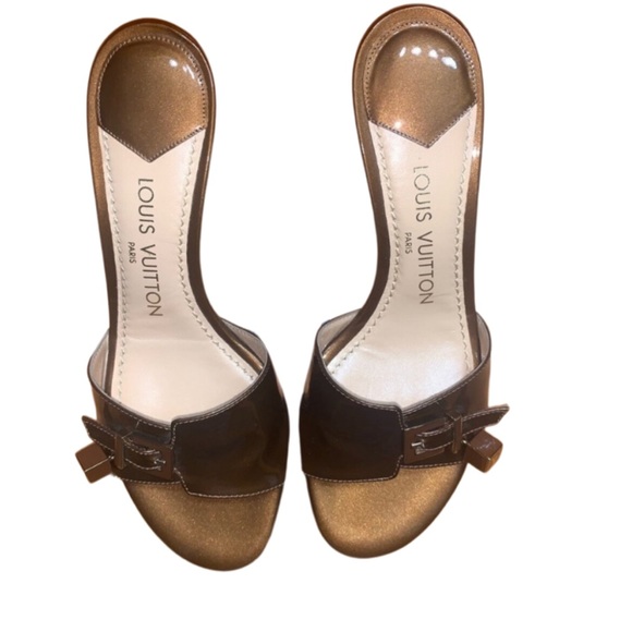 Louis Vuitton Vernis Leather Open Toe Dice Slide Mules - Picture 3 of 8